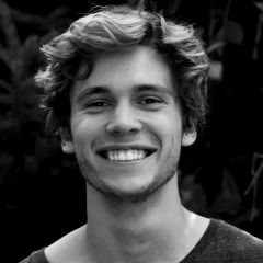 Instrutor de direção Carlos Mendes em Vila Madalena em São Paulo